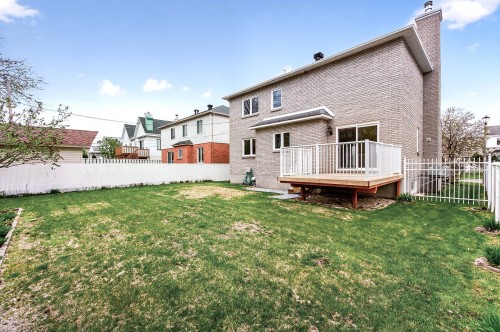 Jardin - 18585 Rue Larocque, Montréal (Pierrefonds-Roxboro), QC - Outdoor With Deck Patio Veranda