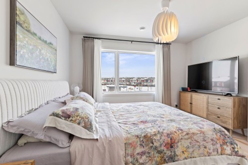 Master Bedroom - 71 Rue De Ronsard, Saint-Constant, QC - Indoor Photo Showing Bedroom