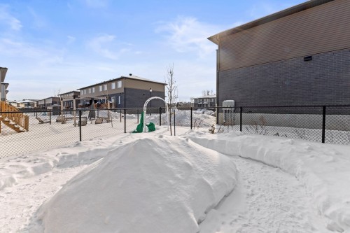 Courtyard - 71 Rue De Ronsard, Saint-Constant, QC - Outdoor