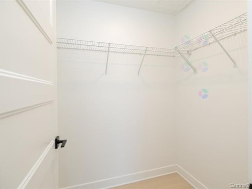 Penderie (Walk-in) - 302-540 Rue Boileau, Vaudreuil-Dorion, QC - Indoor With Storage