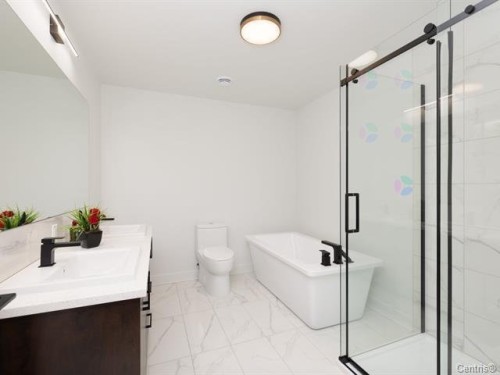 Salle de bains - 302-540 Rue Boileau, Vaudreuil-Dorion, QC - Indoor Photo Showing Bathroom
