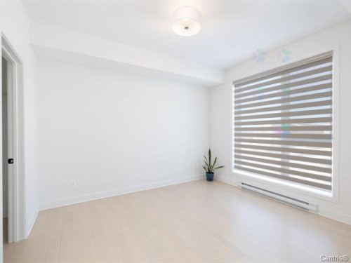 Chambre à coucher principale - 302-540 Rue Boileau, Vaudreuil-Dorion, QC - Indoor Photo Showing Other Room