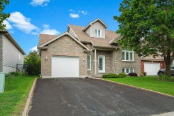 23 Rue des Vieux-Moulins Gatineau (Aylmer), QC J9J 0A1