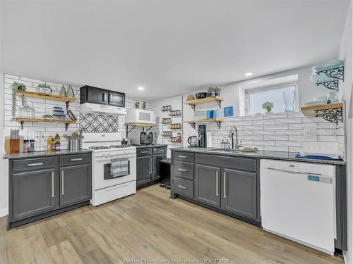 Lower Unit-1029 Parent, Windsor, ON 