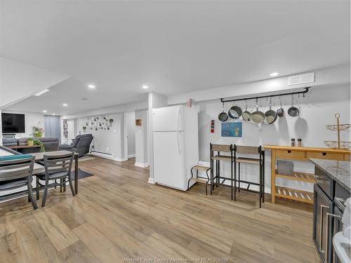 Lower Unit-1029 Parent, Windsor, ON 