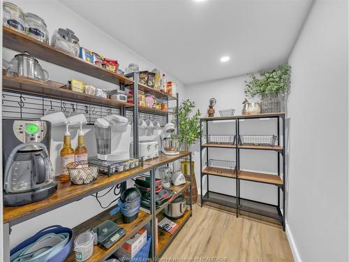 Lower Unit-1029 Parent, Windsor, ON 