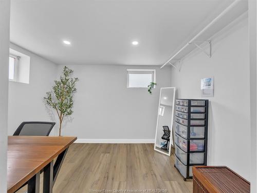 Lower Unit-1029 Parent, Windsor, ON 