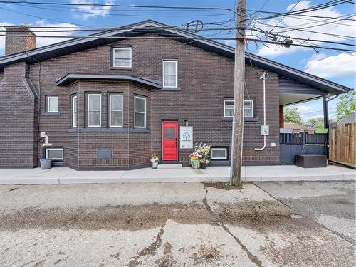 Lower Unit-1029 Parent, Windsor, ON 