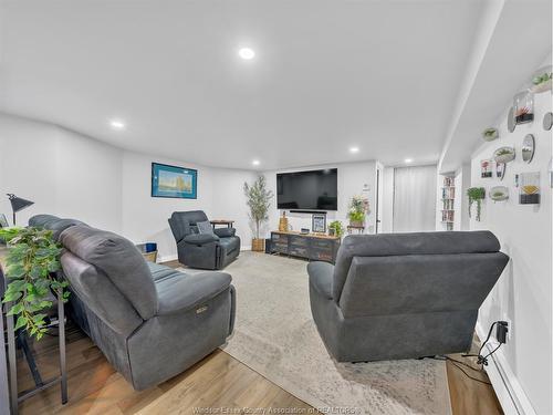 Lower Unit-1029 Parent, Windsor, ON 