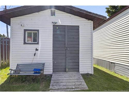 16 Tait Cres, Lakeville, NB 