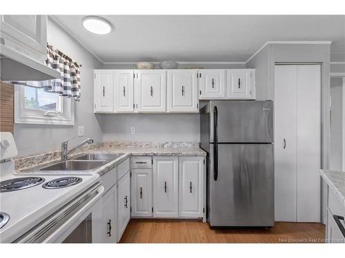 16 Tait Cres, Lakeville, NB 
