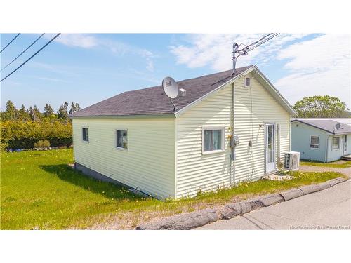 87 French Village Rd, Blacks Harbour, NB 