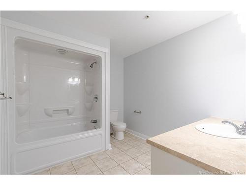 104-700 Cliffe St, Fredericton, NB 