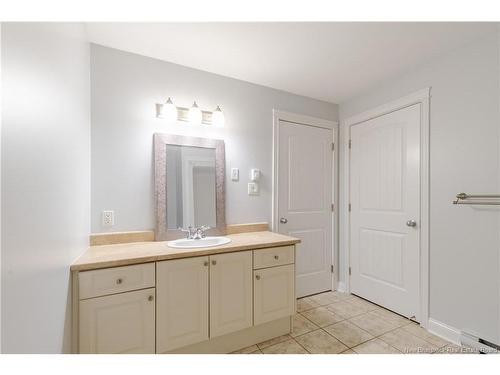 104-700 Cliffe St, Fredericton, NB 