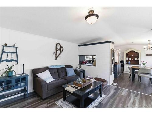 4 Cedar St, Waasis, NB 