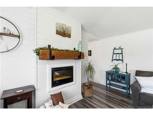 4 Cedar St, Waasis, NB 
