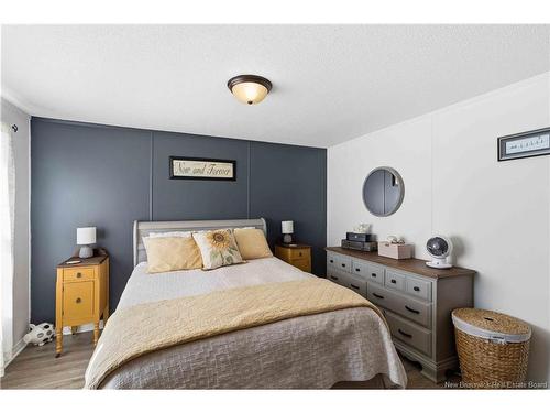 4 Cedar St, Waasis, NB 