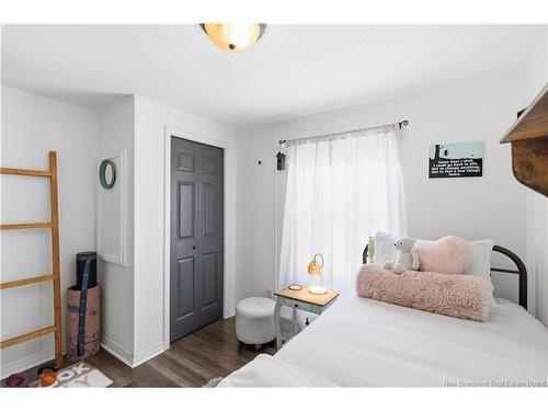 4 Cedar St, Waasis, NB 