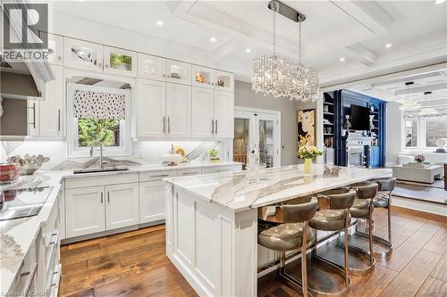 149 Miller Drive, Ancaster, ON - Indoor Photo Showing Kitchen With Upgraded Kitchen
