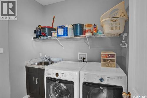 121 Everton Crescent, Moose Jaw, SK - Indoor Photo Showing Laundry Room