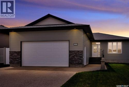 121 Everton Crescent, Moose Jaw, SK - Outdoor
