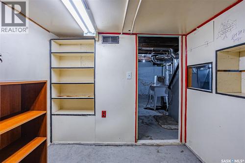 524 7Th Street E, Saskatoon, SK - Indoor Photo Showing Other Room