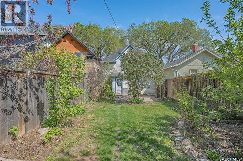 524 7Th Street E, Saskatoon, SK - Outdoor