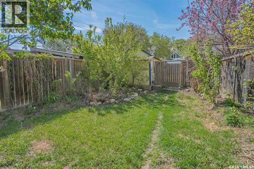 524 7Th Street E, Saskatoon, SK - Outdoor