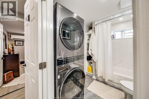 20 Bonita Avenue, Windsor, ON - Indoor Photo Showing Laundry Room