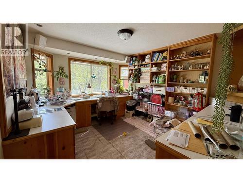 7364 Watch Lake Road, Lone Butte, BC - Indoor Photo Showing Other Room