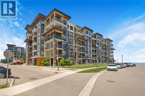 10 ESPLANADE Lane Unit# 310  Grimsby, ON L3M 0H1