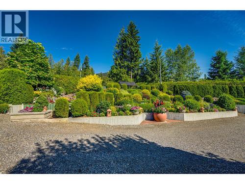 39 Ladyslipper Road, Lumby, BC - Outdoor