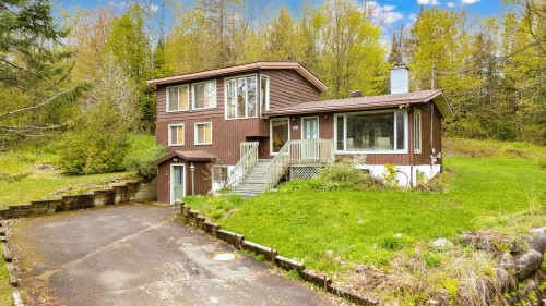 891 Ch. du Moulin  Sainte-Adèle, QC J8B 2H9
