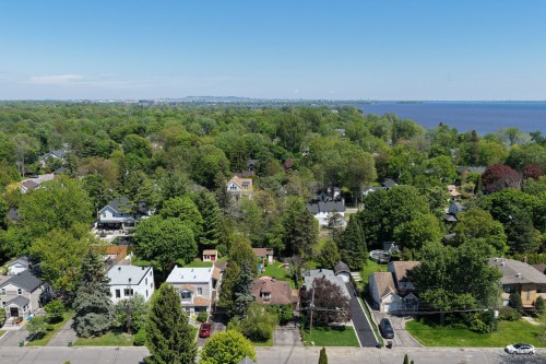 Photo aérienne - 35 Av. Victoria, Pointe-Claire, QC - Outdoor With Body Of Water With View