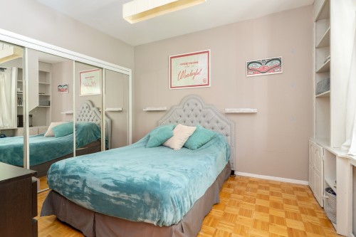 Chambre à coucher - 35 Av. Victoria, Pointe-Claire, QC - Indoor Photo Showing Bedroom