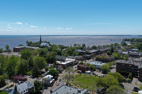 À proximité - 35 Av. Victoria, Pointe-Claire, QC - Outdoor With Body Of Water With View