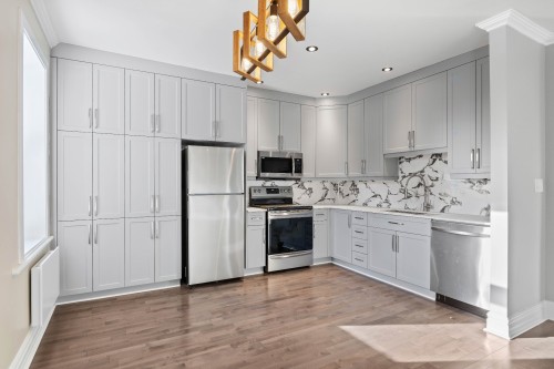 Kitchen - 300-1572 Av. Summerhill, Montréal (Ville-Marie), QC - Indoor Photo Showing Kitchen