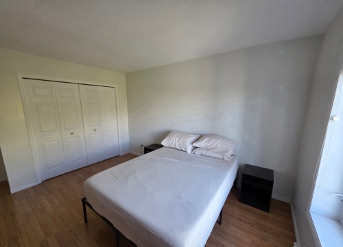 Master Bedroom - 303-9500 Boul. Rivard, Brossard, QC - Indoor Photo Showing Bedroom