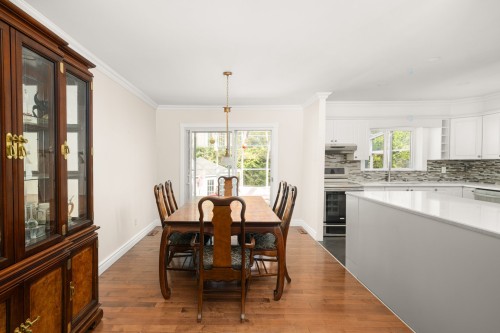 Salle à manger - 18 Rue Mansfield, Dollard-Des-Ormeaux, QC - Indoor Photo Showing Dining Room