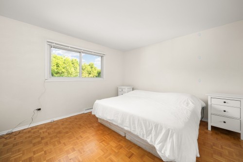 Chambre à coucher principale - 18 Rue Mansfield, Dollard-Des-Ormeaux, QC - Indoor Photo Showing Bedroom