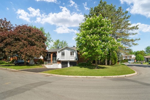 Façade - 18 Rue Mansfield, Dollard-Des-Ormeaux, QC - Outdoor With Facade