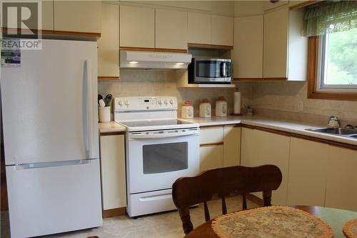 76 Colette, Hanmer, ON - Indoor Photo Showing Kitchen