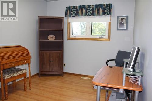 76 Colette, Hanmer, ON - Indoor
