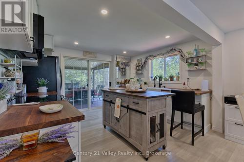 593 Inglis Road, Greater Madawaska, ON - Indoor