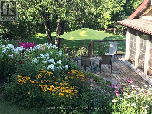 4637 Northwoods Drive, Ottawa, ON - Outdoor