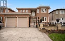 9 GORDON AVENUE Toronto, ON M1S 1A6