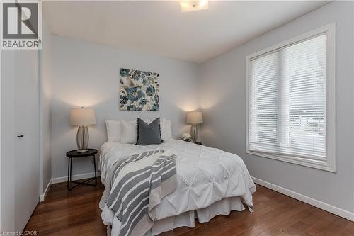 3125 Michael Crescent, Burlington, ON - Indoor Photo Showing Bedroom