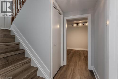 3125 Michael Crescent, Burlington, ON - Indoor Photo Showing Other Room