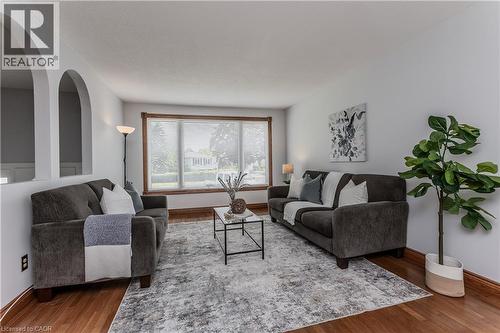 3125 Michael Crescent, Burlington, ON - Indoor Photo Showing Living Room
