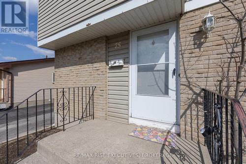 75 Wycliffe Crescent, Kingston (East Of Sir John A. Blvd), ON - Outdoor